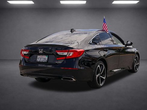 Used 2022 Honda Accord Sport image 4