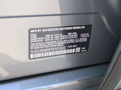 Certified 2026 BMW X7 xDrive40i w/ M Sport Package AWD/4WD image 28