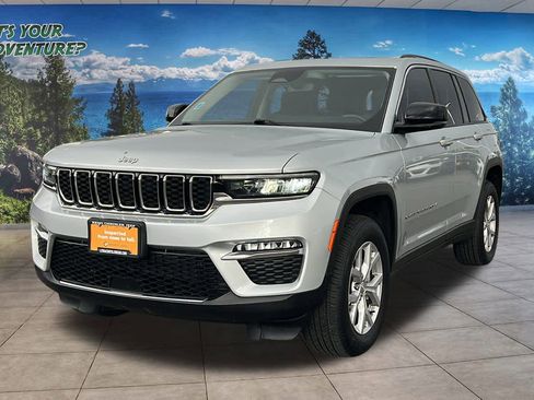Certified 2022 Jeep Grand Cherokee Limited image 1
