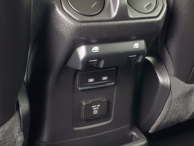 Used 2021 Jeep Wrangler Unlimited Sahara AWD/4WD image 30