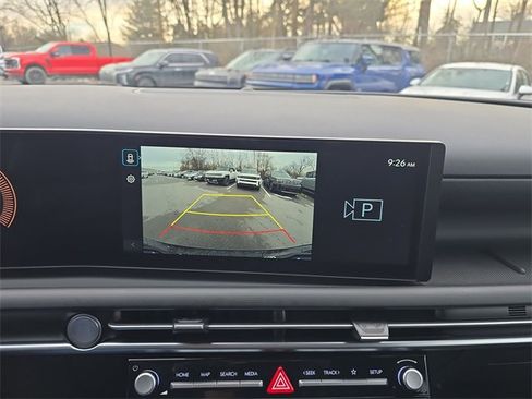 Certified 2025 Hyundai Tucson SEL image 17