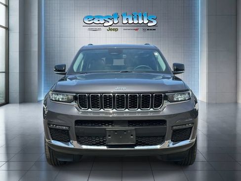 Used 2023 Jeep Grand Cherokee L Limited AWD/4WD image 8
