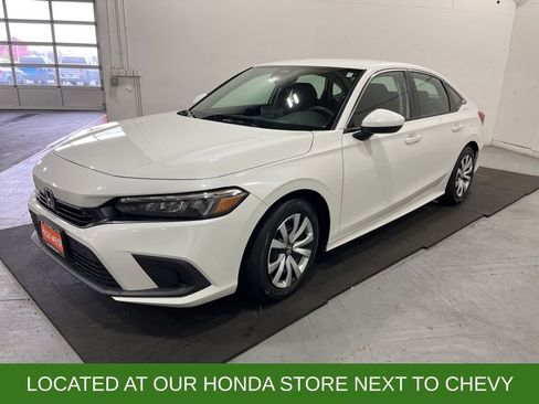 Used 2024 Honda Civic LX image 3