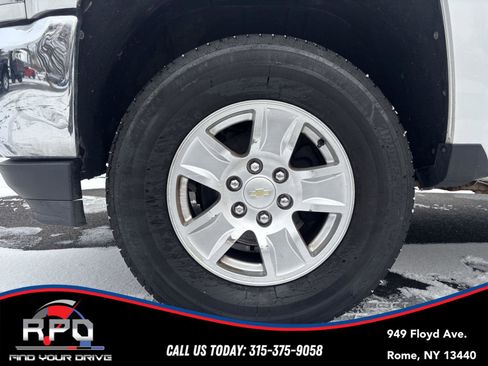 Used 2018 Chevrolet Silverado 1500 LT w/ Trailering Package image 10