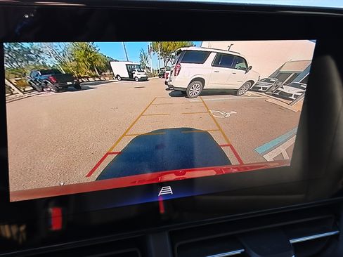 Used 2024 Chevrolet Trax RS w/ Driver Confidence Package image 20