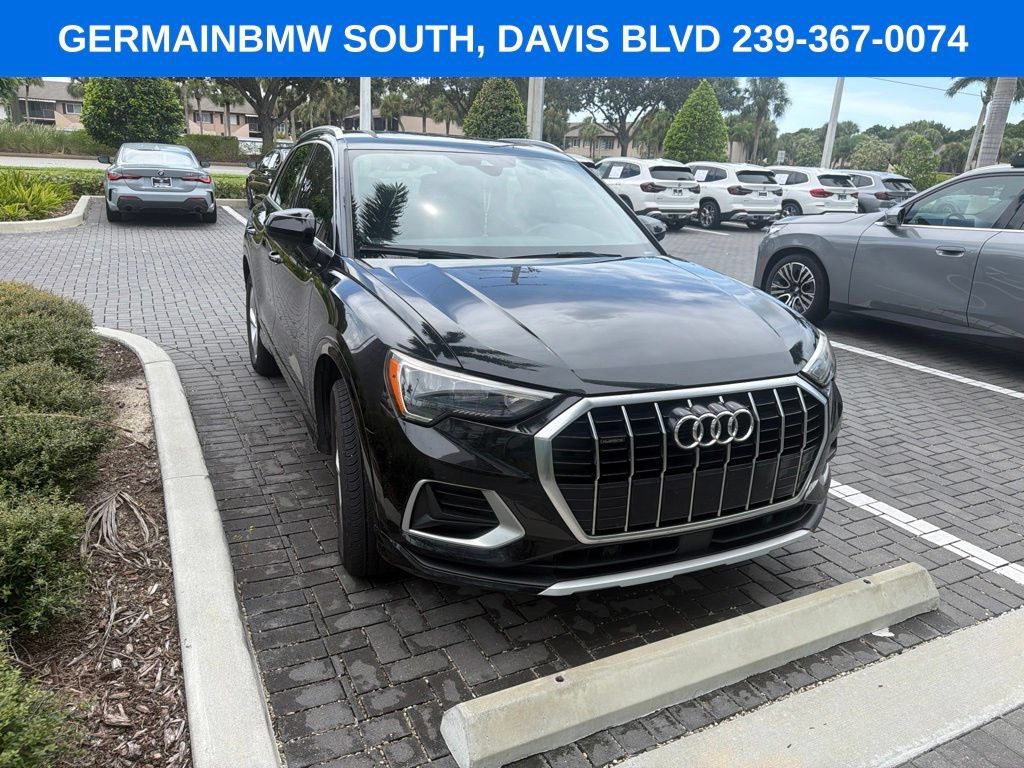 Used 2021 Audi Q3 2.0T Premium w/ Convenience Package AWD/4WD image 5