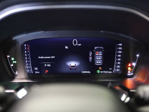 Used 2025 Honda Pilot Elite image 20