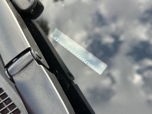 Used 2024 Honda Accord EX-L image 3