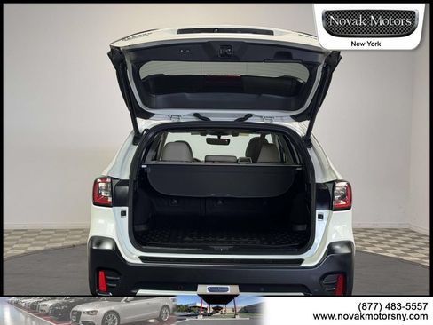 Used 2022 Subaru Outback Limited AWD/4WD image 8