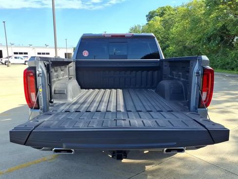 Used 2021 GMC Sierra 1500 Denali w/ Driver Alert Package II AWD/4WD image 18