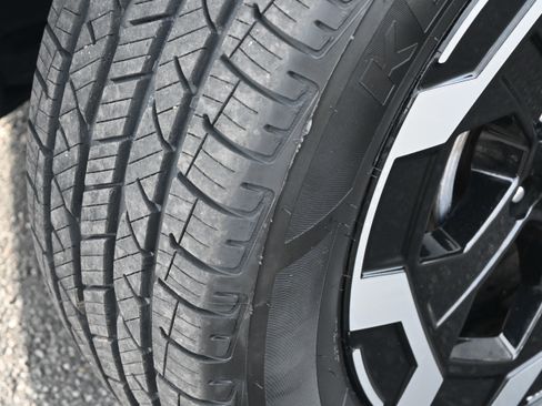 Used 2024 Hyundai Santa Fe SEL image 14