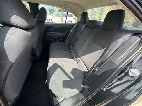 Used 2022 Toyota Corolla LE FWD image 10