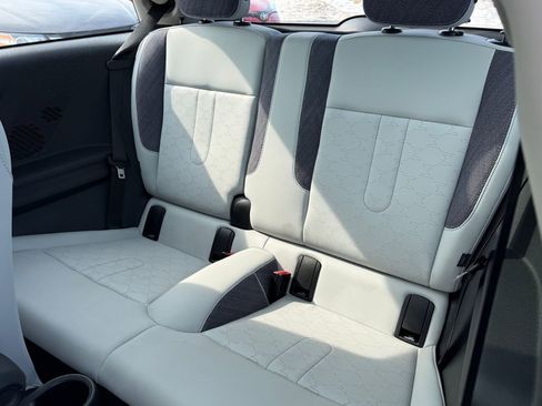 Certified 2025 MINI Cooper 2-Door Hardtop image 17