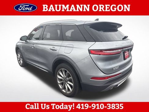 Used 2022 Lincoln Corsair AWD w/ Premium Package image 5