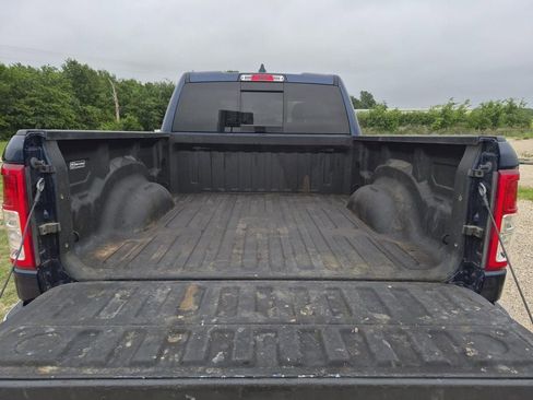Used 2022 RAM 1500 Big Horn AWD/4WD image 9