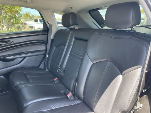 Used 2014 Cadillac SRX FWD image 11