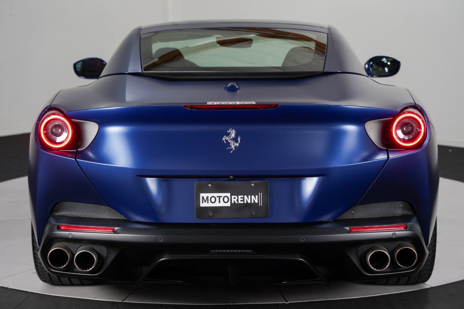 Used 2019 Ferrari Portofino RWD image 9