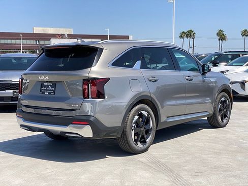 New 2026 Kia Sorento EX AWD/4WD image 3