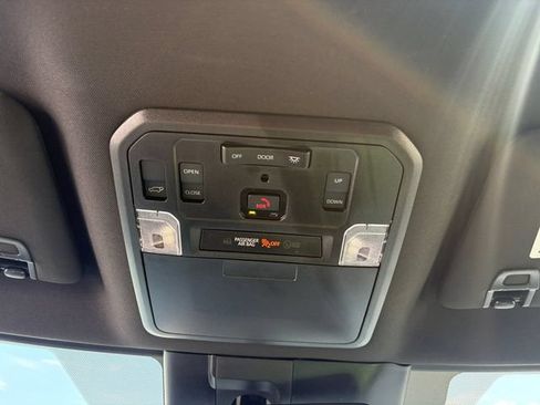 Used 2025 Toyota Sequoia 4WD image 22