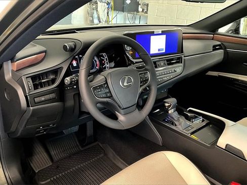 New 2025 Lexus ES 350 w/ Premium Package image 6