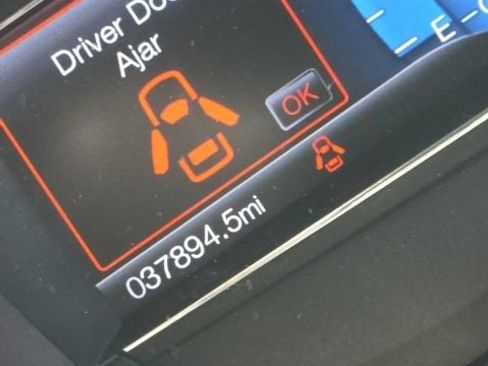 Used 2016 Ford Explorer Sport w/ Equipment Group 401A AWD/4WD image 3