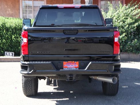 Used 2025 Chevrolet Silverado 2500 Custom w/ Custom Value Package AWD/4WD image 7