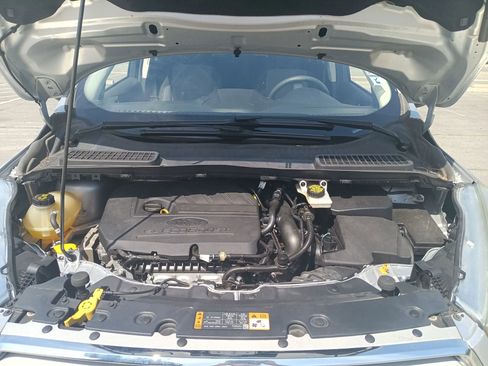 Used 2019 Ford Escape SE FWD image 24