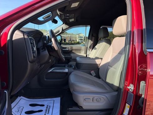 Used 2021 Chevrolet Silverado 2500 LTZ w/ LTZ Plus Package image 13