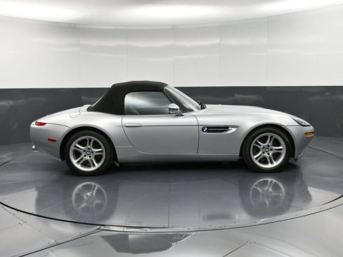 Used 2001 BMW Z8 image 9