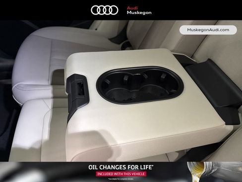 New 2025 Audi Q5 Prestige image 25