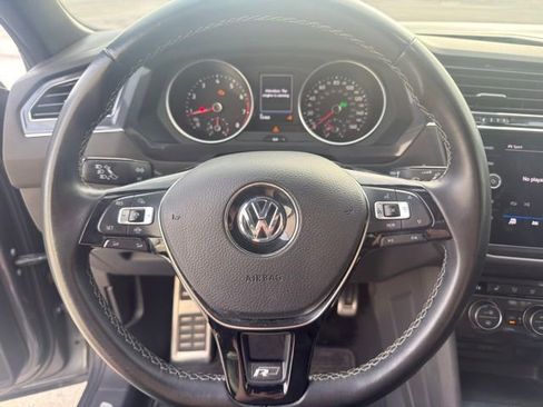 Used 2021 Volkswagen Tiguan SE R-Line image 15