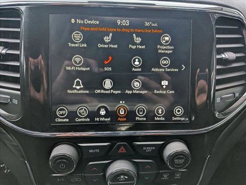 Used 2021 Jeep Grand Cherokee Laredo X image 14