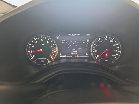 Used 2022 Jeep Renegade Altitude w/ Convenience Group AWD/4WD image 18