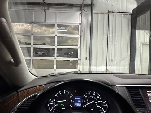 Used 2019 Nissan Armada SL w/ Premium Package AWD/4WD image 8