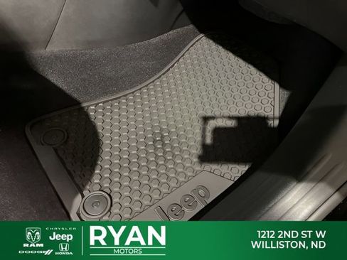New 2026 Jeep Compass Trailhawk AWD/4WD image 22