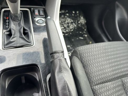 Used 2023 Mitsubishi Eclipse Cross LE image 33