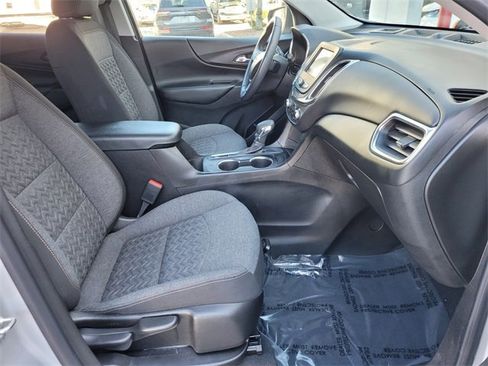 Used 2022 Chevrolet Equinox LT image 15