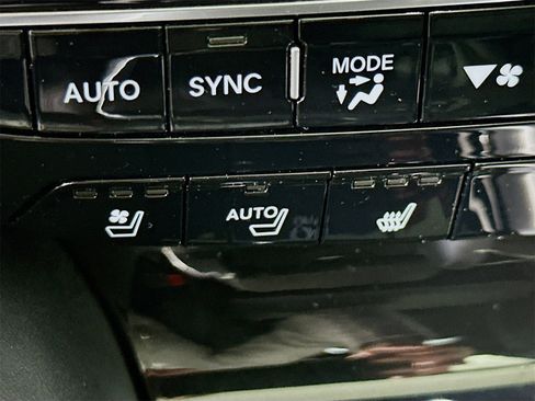 Used 2023 Acura MDX A-Spec image 21