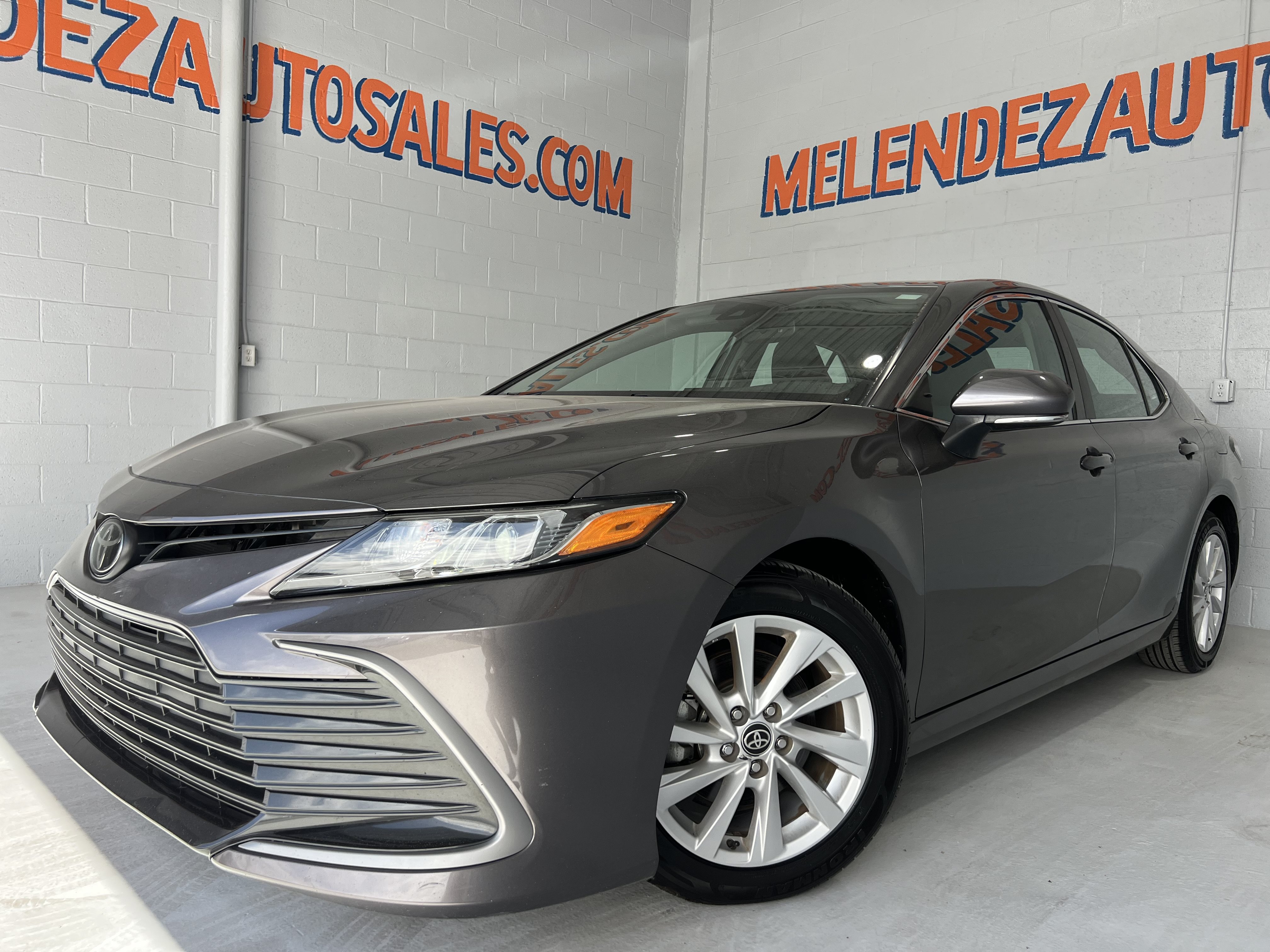 Used 2023 Toyota Camry LE w/ Convenience Package FWD image 1