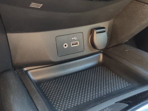 Used 2018 Nissan Rogue SV image 20