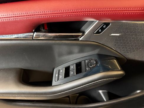 Used 2019 MAZDA MAZDA3 AWD Hatchback w/ Premium Pkg image 18