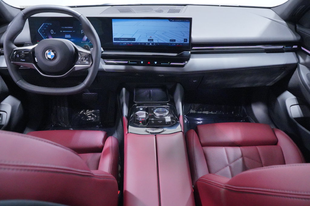Used 2024 BMW 530i RWD image 16