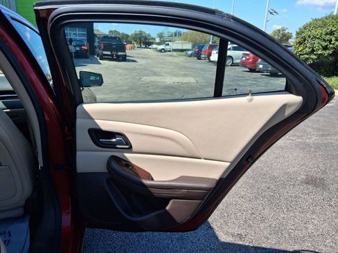 Used 2013 Chevrolet Malibu LT FWD image 18