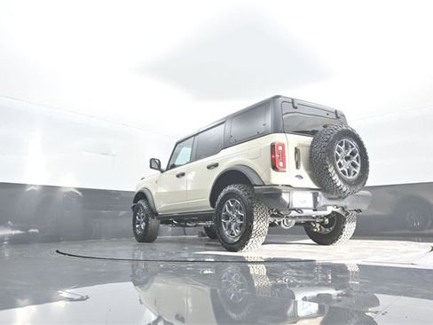 New 2025 Ford Bronco Badlands image 29