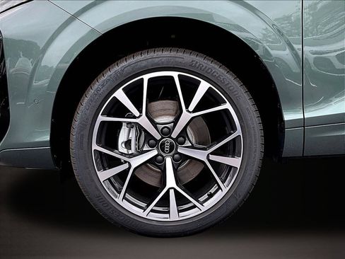New 2026 Audi Q3 quattro 2.0T AWD/4WD image 13