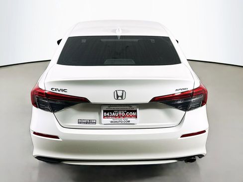 Used 2024 Honda Civic Sport image 6