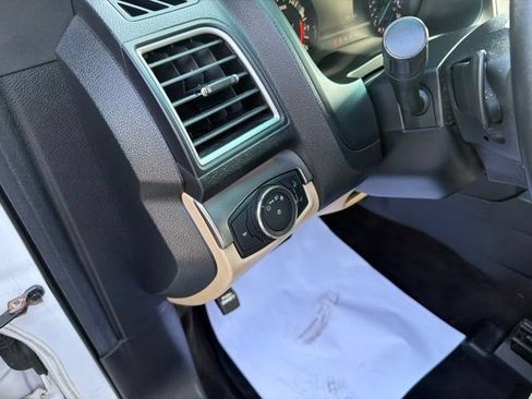 Used 2016 Ford Explorer FWD image 20
