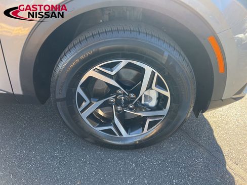Used 2023 Kia Sportage LX image 21
