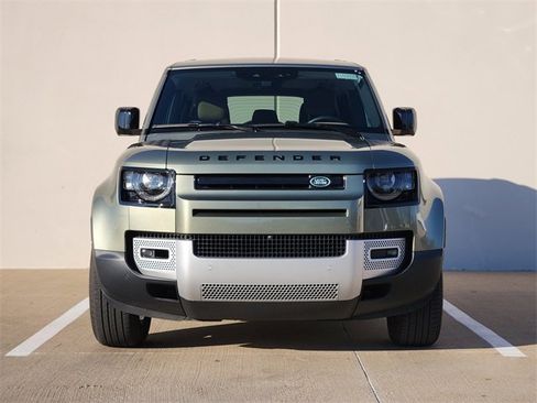 Used 2025 Land Rover Defender 110 S image 2