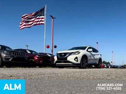 Used 2019 Nissan Murano Platinum w/ Cargo Package FWD image 23